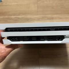 PS4Pro CUH-7200Bの画像