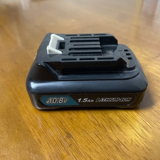 ジャンクマキタ10.8V バッテリー (まる) 飯塚のその他の中古 ジャンクマキタ10.8V バッテリー (まる) 飯塚のその他の中古