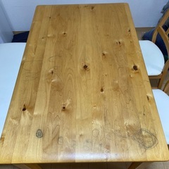 
ダイニングテセットの画像