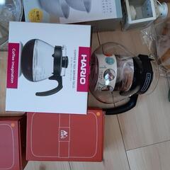 ほぼ新品！キャンプ用グッズ、折り畳み椅子、ハリオのコーヒーポットなどの画像