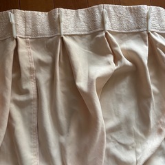 カーテンの画像