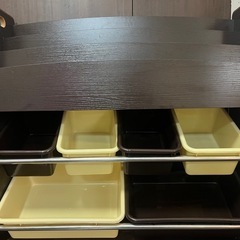 おもちゃ入れ付き絵本棚