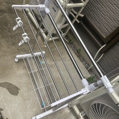 【0円】ハンガーラック 伸縮可能の画像