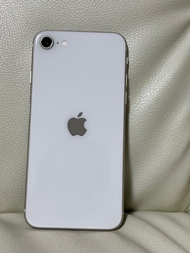 新古品　iPhone SE 第3世代　64GB スターライト　SIMフリー