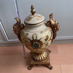 壺
の画像