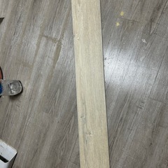 1枚100円　フロアタイル　置くタイプの画像