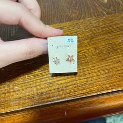 ピアス