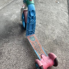 子供　キックボードの画像
