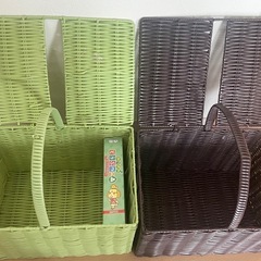 ワイヤーバスケット　2点　カラーボックス　整理用品　バスケットの画像