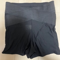 ぽっこりお腹ギュッと引き締め シェイプレギンス 1分丈 助野（SUKENO）の画像