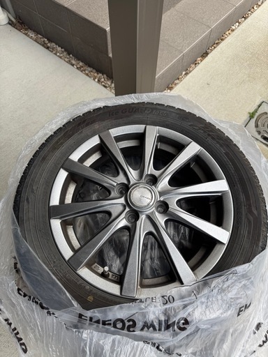決定済み　ヨコハマタイヤ　スタッドレス　165/65R15 　　