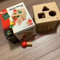 木製　知育玩具