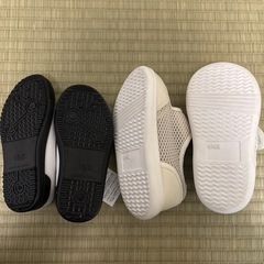 新品とほぼ新品　15.0cm ２足セット上履き　内靴　記名なし　室内履きの画像
