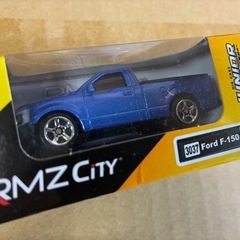 ※新品未使用品※ ミニカー　1/64 Ford F-150(ブルー)「RMZ City COLLECTION」の画像