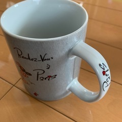 マグカップ　2個　パリのおみやげ　食器　コップ の画像