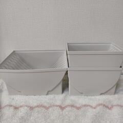 【無料】お皿収納カゴ