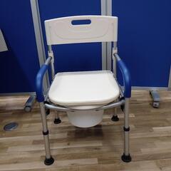 未使用品☆ポータブルトイレチェア

