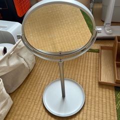 定価の半額以下/無印良品アルミコンパクトミラー大（トレー式）