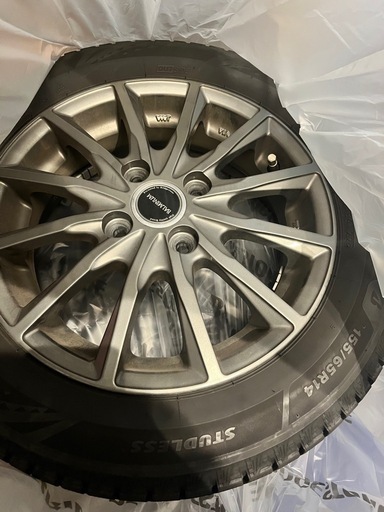 スタッドレスタイヤ