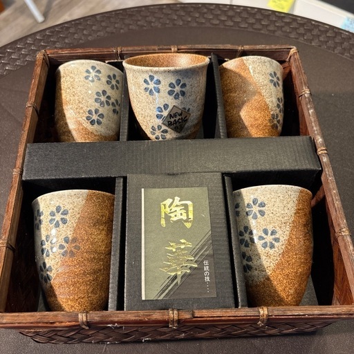 湯呑み5個セット (Heart BOX) 久留米の食器《茶器》の中古 湯呑み5個セット (Heart BOX) 久留米の食器《茶器》の中古
