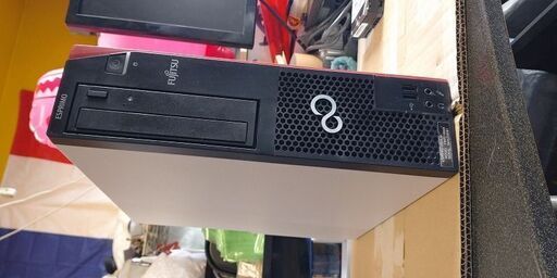 富士通　ESPRIMO D556/M Core i7