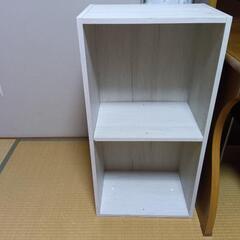 【すべて無料で差し上げます】学習机・椅子・収納棚・本棚の4点セットの画像