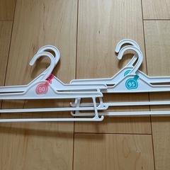 キッズ用ハンガー　ズボン  15本の画像