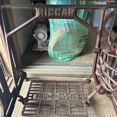 レトロRICCAR（リッカー）脚踏みミシンの画像