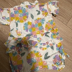 alc 花柄 フリル　甚平 70サイズの画像