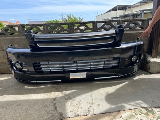 ハイエースワイド2型　ライトバンパーグリルセット