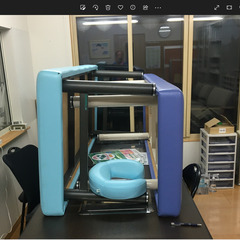 マッサージ用　ベッド　青色　中古品　お買い得　早い者勝ちの画像