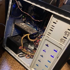 ThreeHundredケース Core i7 2600K GTX660の画像