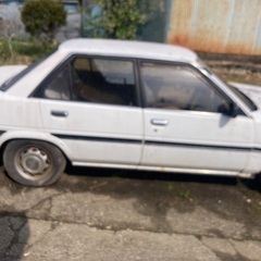 Toyota carina の画像