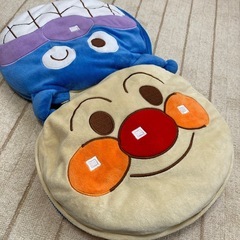 アンパンマン くるりんクッション リバーシブルの画像