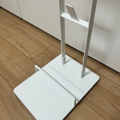 tower dyson ダイソン　掃除機　コードレスクリーナースタンドホワイトの画像