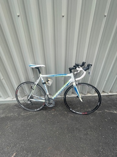 キャノンデールCAAD8 ロードバイク   サイコン付き