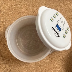 ミッフィー電子レンジ容器4P Cの画像