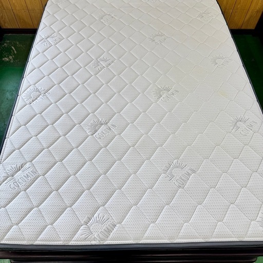 ?A1009‼️美品　2点セットダブルベッドマットレス付きセット　?