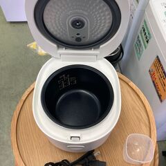 【リサイクルショップ ピカソ 小松原】📢✨【2024年製！YAMAZEN マイコン炊飯ジャー YJR-DM051(W)】✨📢★1876★の画像