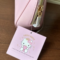 ‼️未使用品半額以下‼️ハローキティ ポーチ サンリオの画像