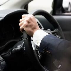 月給30万円～52万円以上も可能！７割が年収550万円以上！タク...
