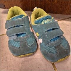 子ども靴13.5①