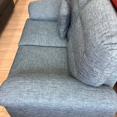 ニトリ2人掛けソファー(ファブリックブルー)
