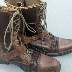 4月21日までの引き渡し限定 メンズブーツ 26cm の画像