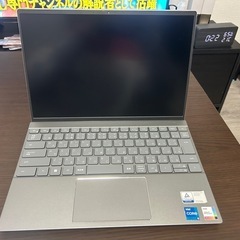 DELL Inspiron 13 ノートパソコンの画像