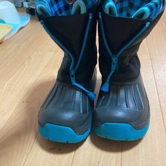 子供　22センチ　スノーブーツ　雪　靴