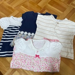 70 Tシャツ3枚　ロンパース1枚