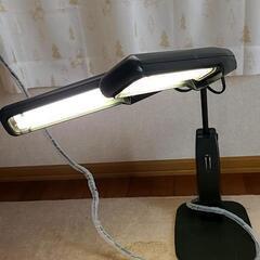 卓上ライトの画像