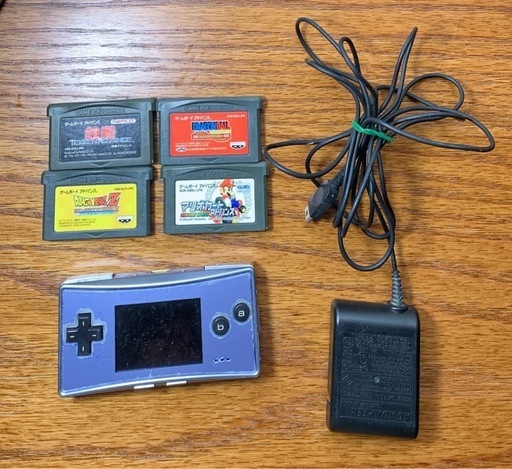 【Nintendo】GAME BOY micro / 充電器/カセット4つ