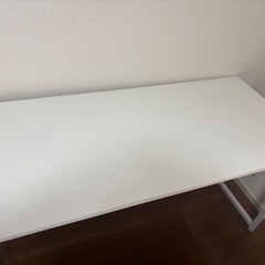 4/16まで！！値下げ‼️‼PCデスク の画像